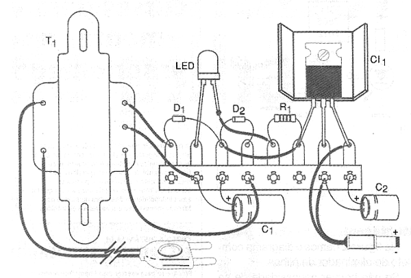 Figura 3 - Montaje del eliminador usando un puente de terminales como chasis.
Figura 3 - Montaje del eliminador usando un puente de terminales como chasis.