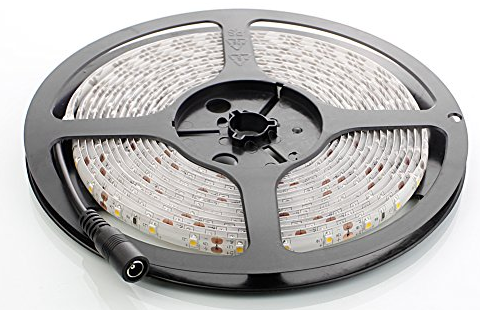 Rollo de LEDs con enchufe para la fuente
Rollo de LEDs con enchufe para la fuente