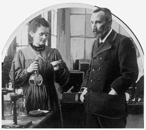 Pierre Curie y Madame Curie
Pierre Curie y Madame Curie