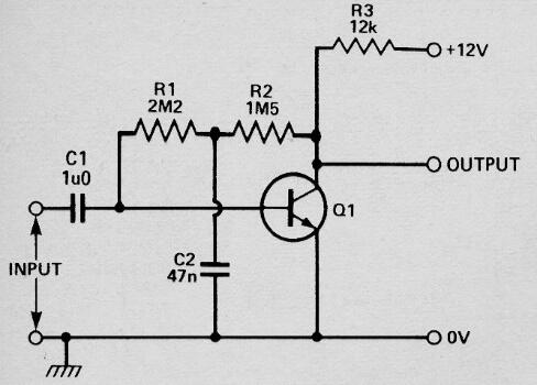 Paso con 1 transistor desacoplado por retroalimentación
Paso con 1 transistor desacoplado por retroalimentación
