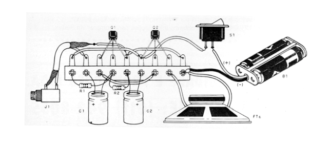 Figura 2 - Montaje usando un pequeño puente de terminales
Figura 2 - Montaje usando un pequeño puente de terminales